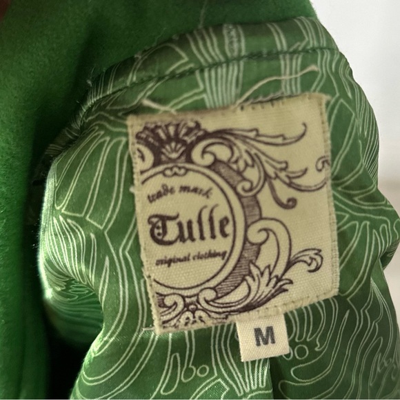 Elegant Green Women's Coat - Picture 4 of 5